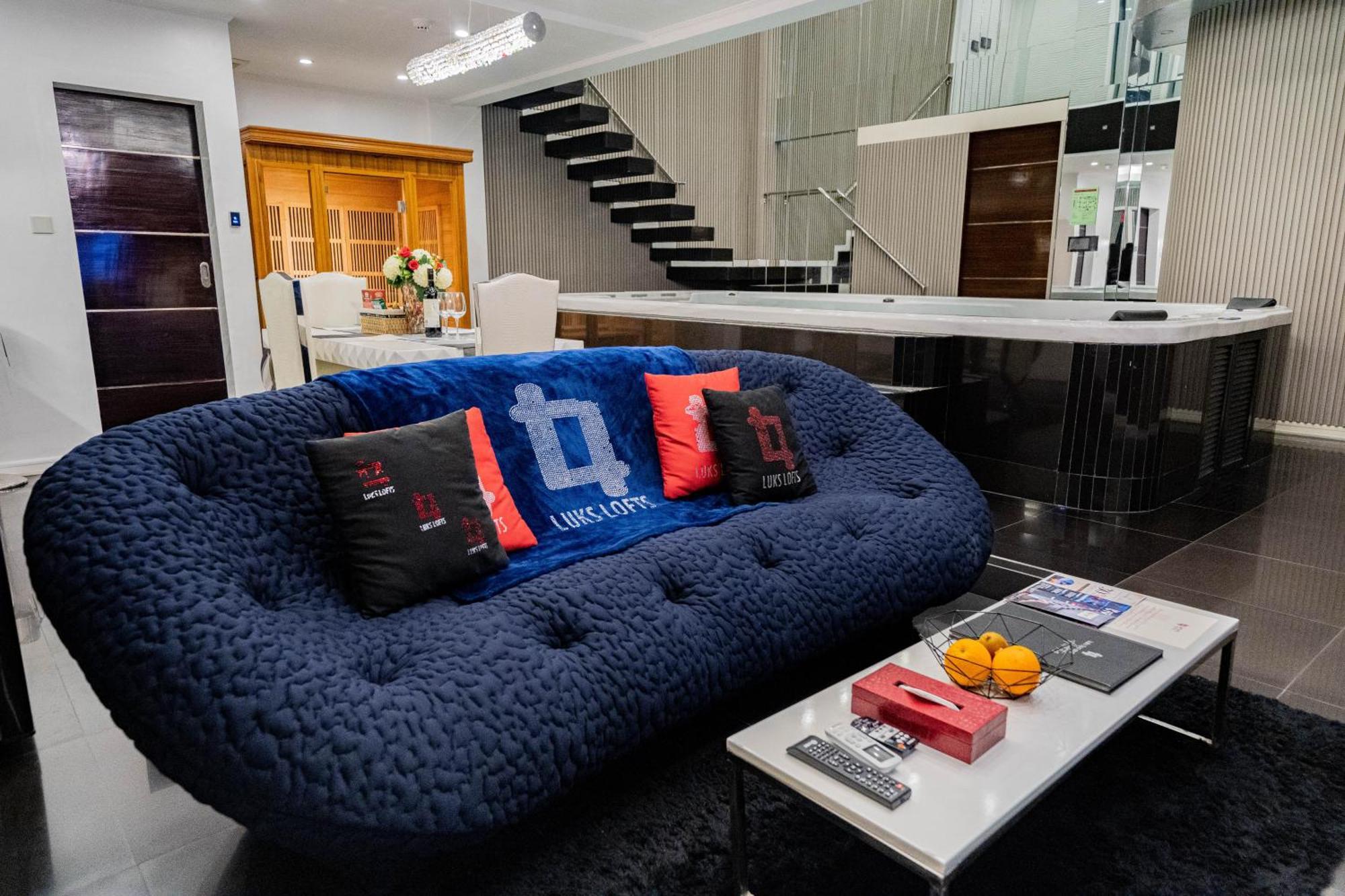 Luks Lofts Hotel & Residences Batangas Zewnętrze zdjęcie