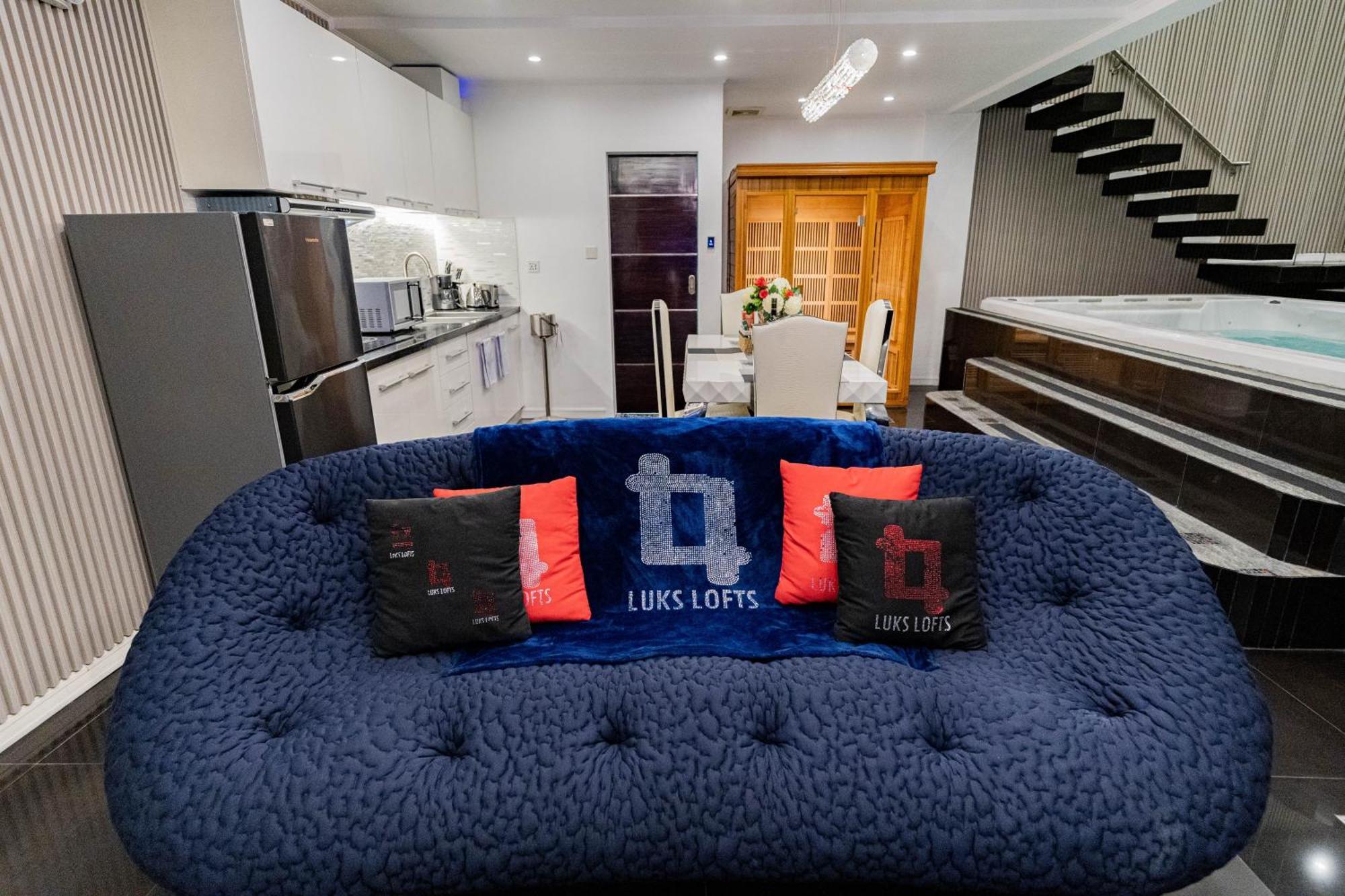 Luks Lofts Hotel & Residences Batangas Zewnętrze zdjęcie